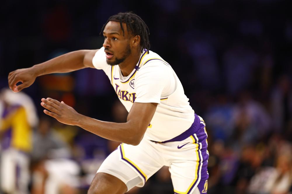 全队8人上 全队8人上