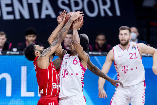 在足球转会 在足球转会